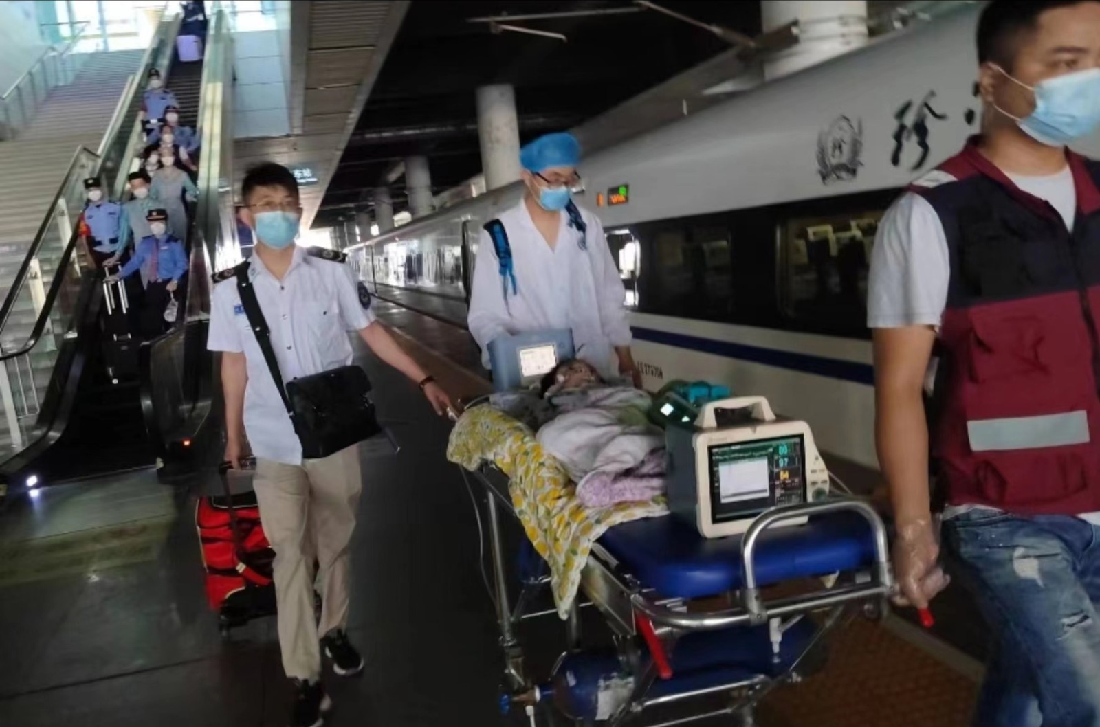 曲阳县高铁转运公司